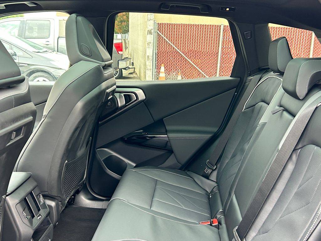 Thumbnail: 2026 BMW X3 - 32