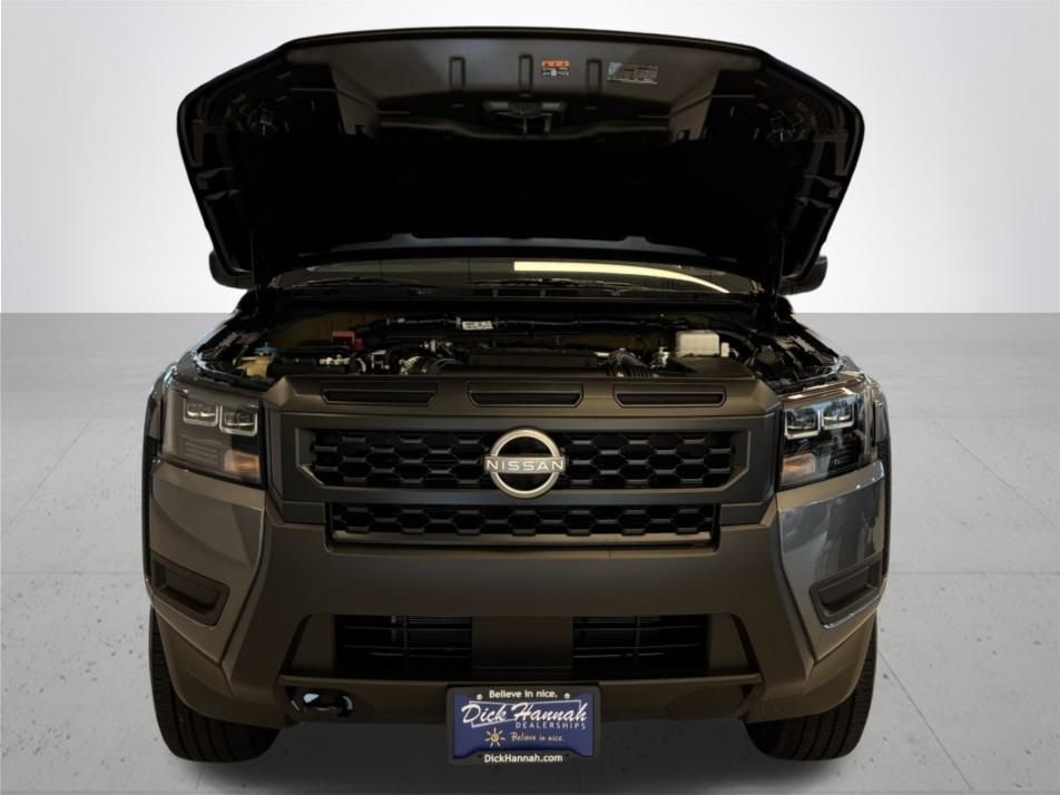 2026 Nissan Frontier S photo 4