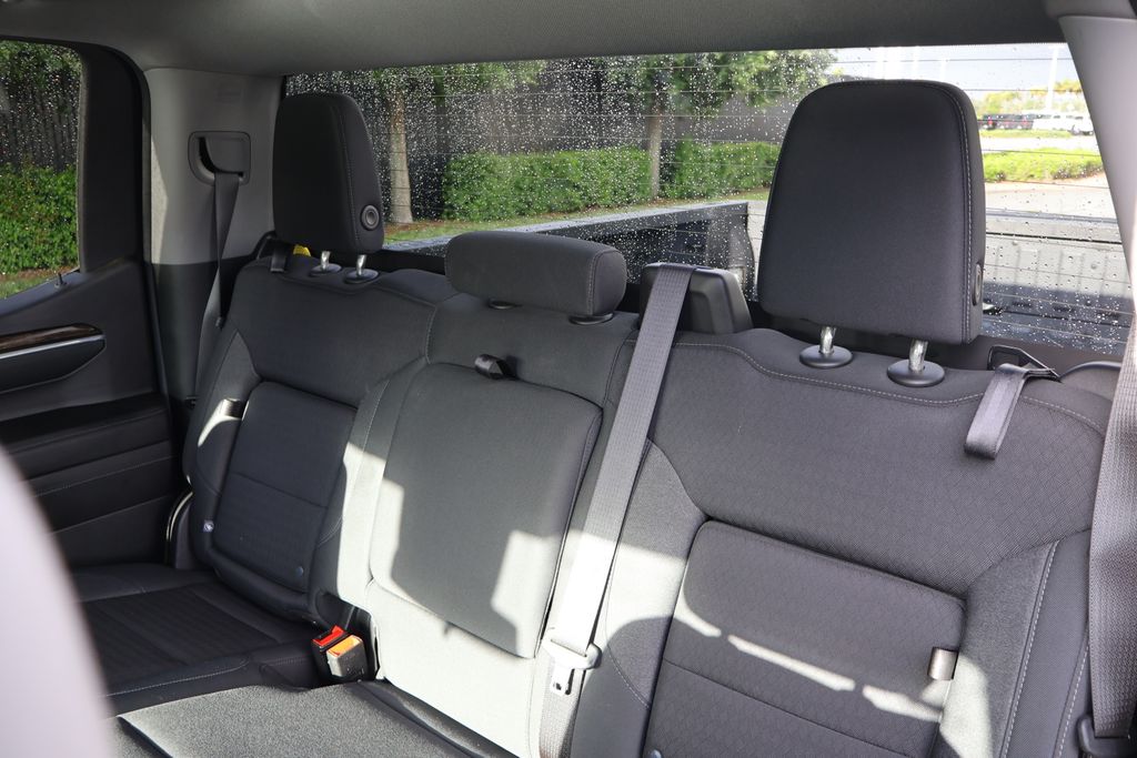 Thumbnail: 2023 GMC Sierra 1500 - 18