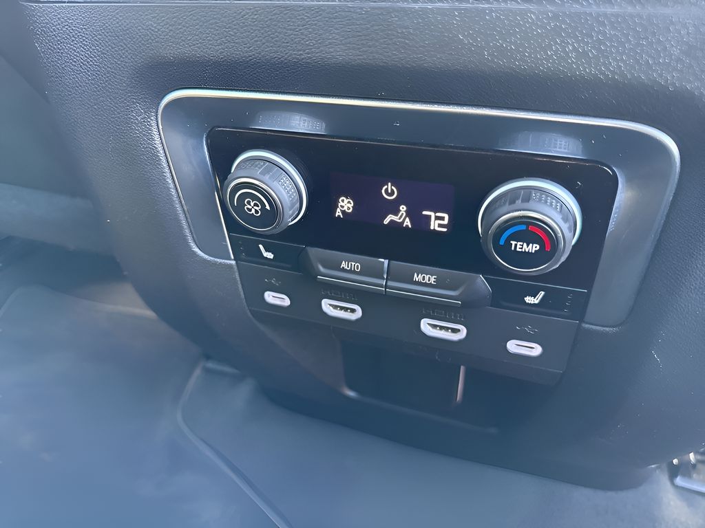 2021 Chevrolet Suburban