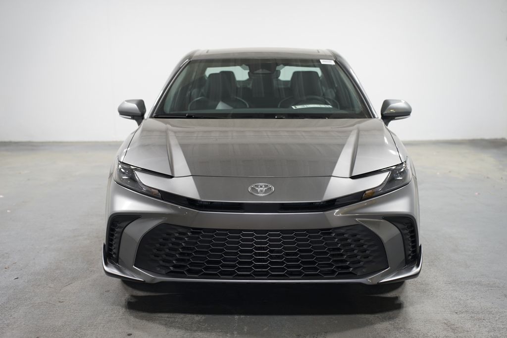 2025 Toyota Camry SE 2