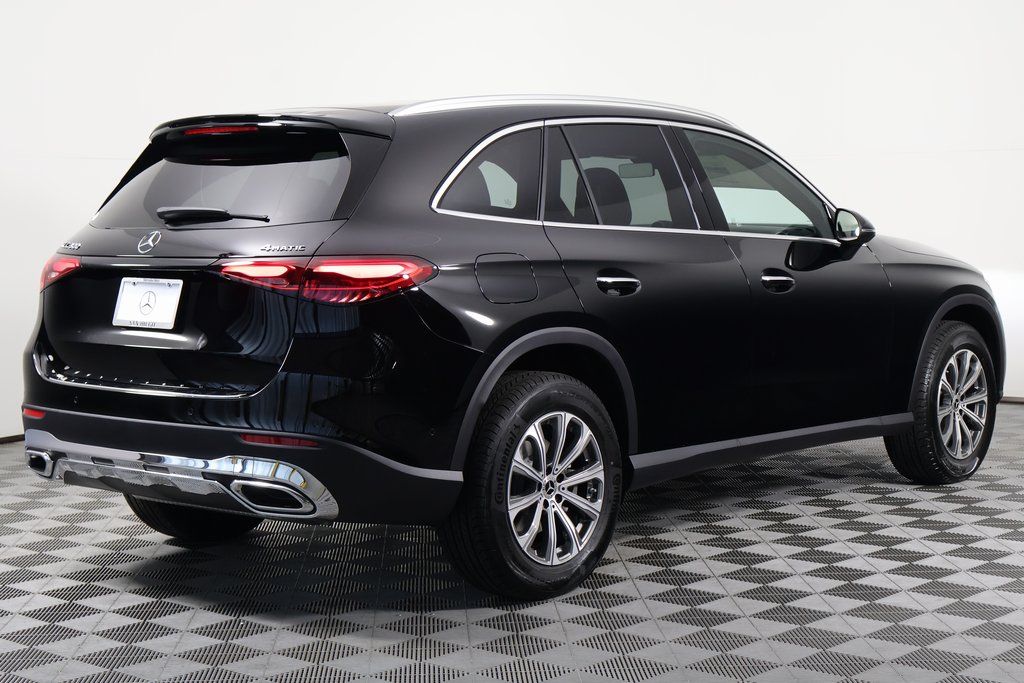 Thumbnail: 2026 Mercedes-Benz GLC - 2