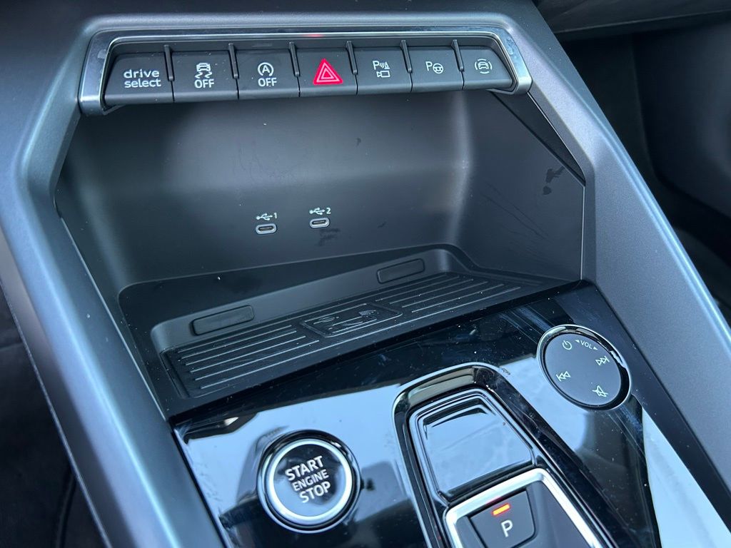 Certified Used 2025 Black Metallic Audi 40 Premium image 30