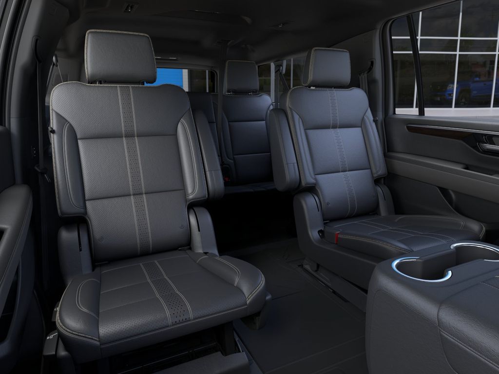 2026 Chevrolet Suburban — photo 17