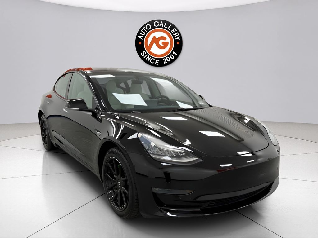 Black 2019 Tesla Model 3 Mid Range RWD Sedan Rear-Wheel Drive 1-Speed Automatic