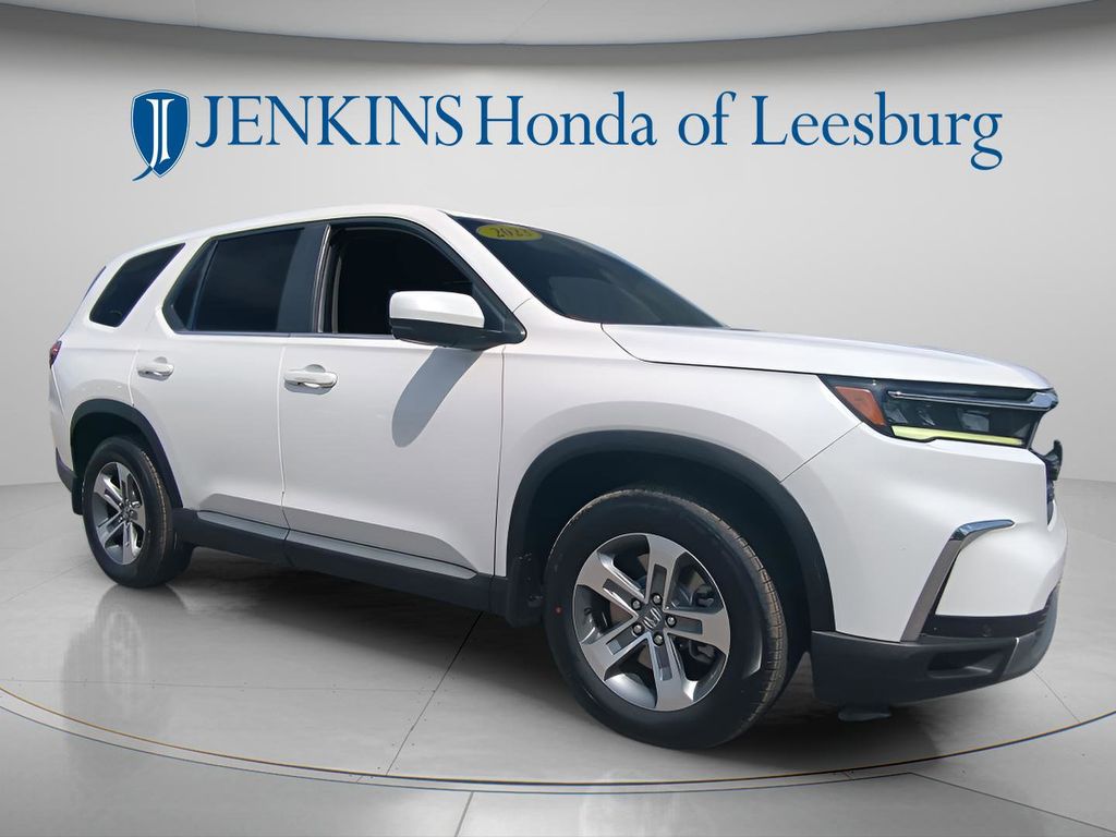 Platinum White Pearl 2023 Honda Pilot EX-L AWD SUV / Crossover All-Wheel Drive Automatic