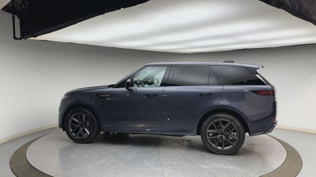 Thumbnail: 2026 Land Rover Range Rover Sport - 5