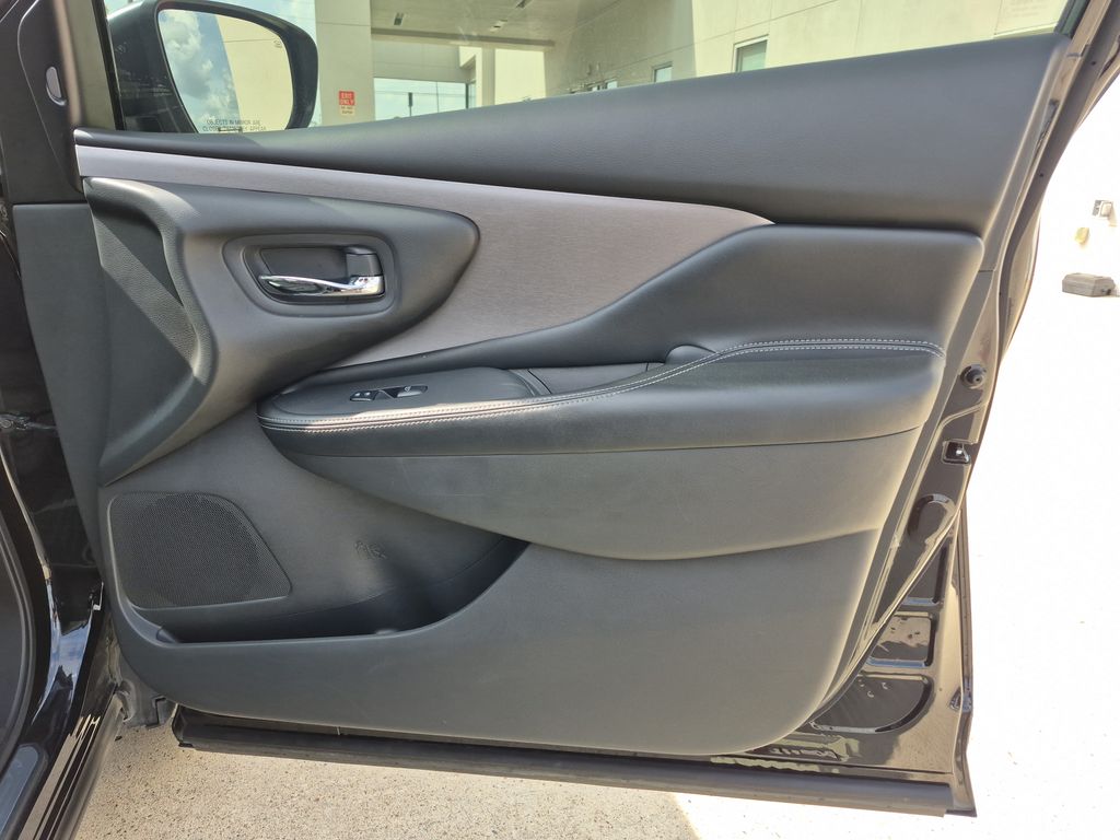 2023 Nissan Murano SV Black at Central Houston Nissan