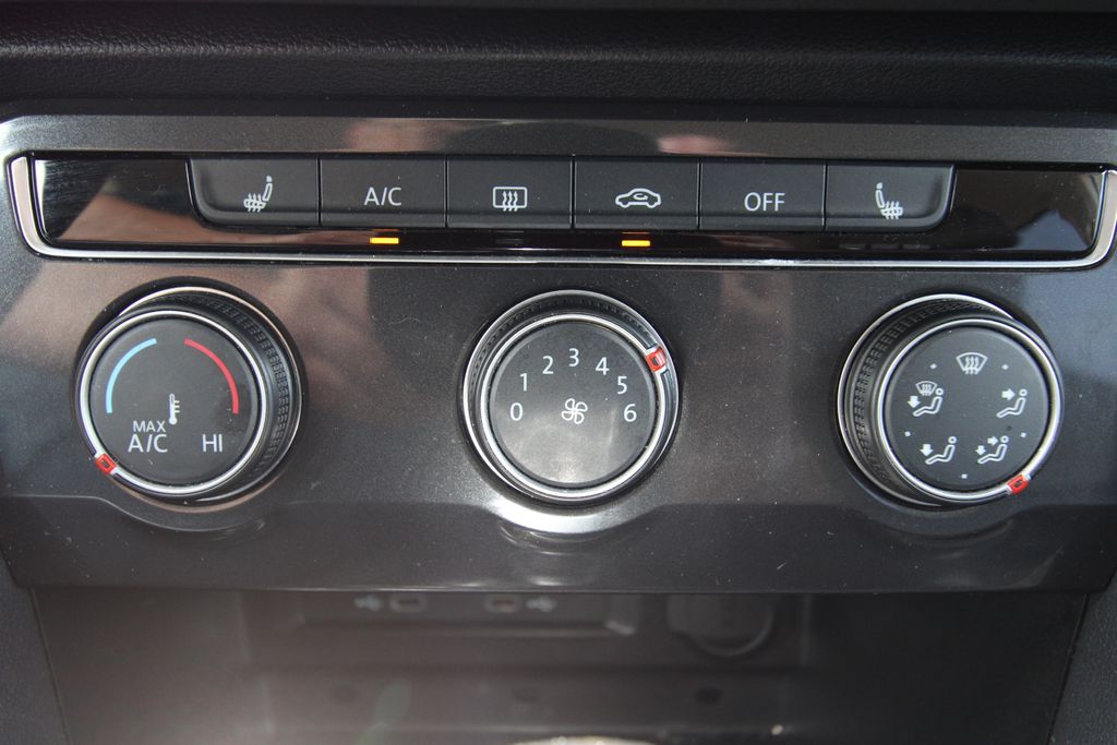 Used 2024 Volkswagen Tiguan SUV