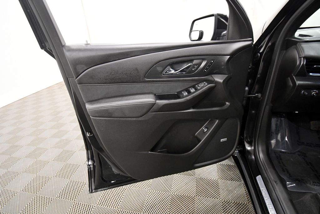 Used 2024 Chevrolet Traverse Limited SUV