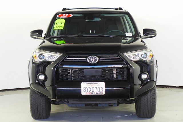 2022 Toyota 4Runner SR5 3