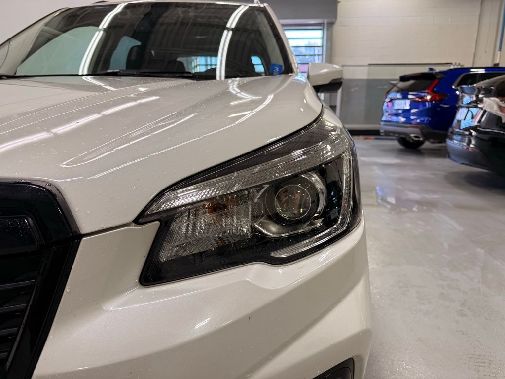 Thumbnail: 2020 Subaru Forester - 9