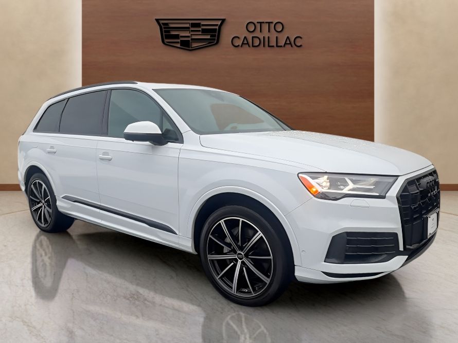 used 2022 Audi Q7 car, priced at $37,300