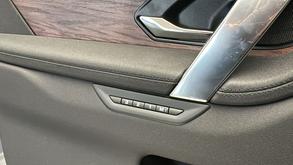 2024 Land Rover Discovery Sport S 22