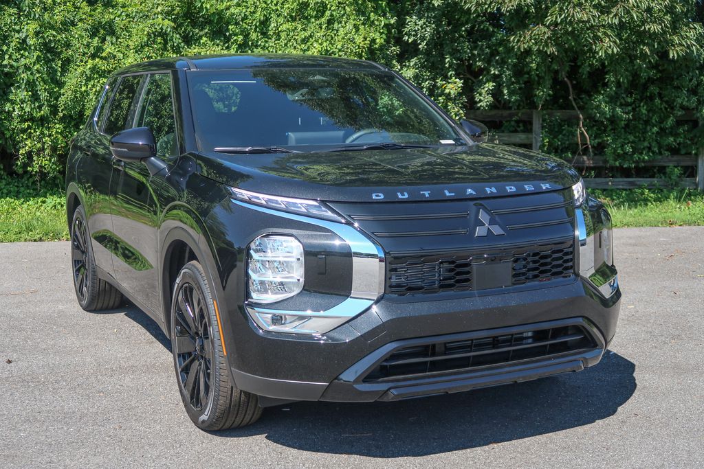 2026 Mitsubishi Outlander LE 2.5 S-AWC