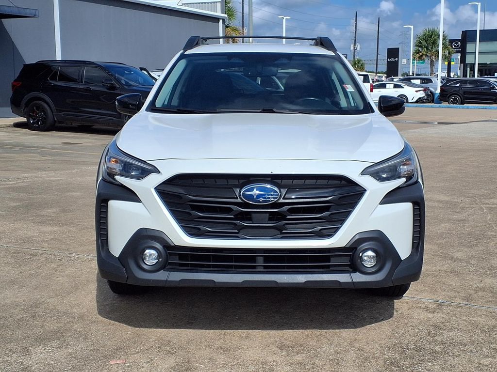 2023 Subaru Outback Onyx Edition White at Baytown Hyundai
