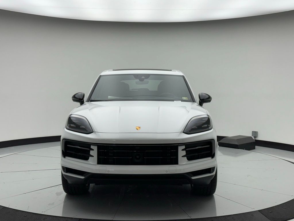 2024 Porsche Cayenne  2