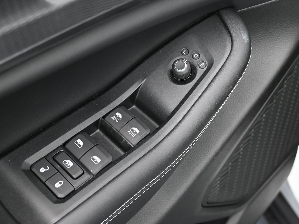 New 2025 Silver Zynith Jeep Altitude X image 17