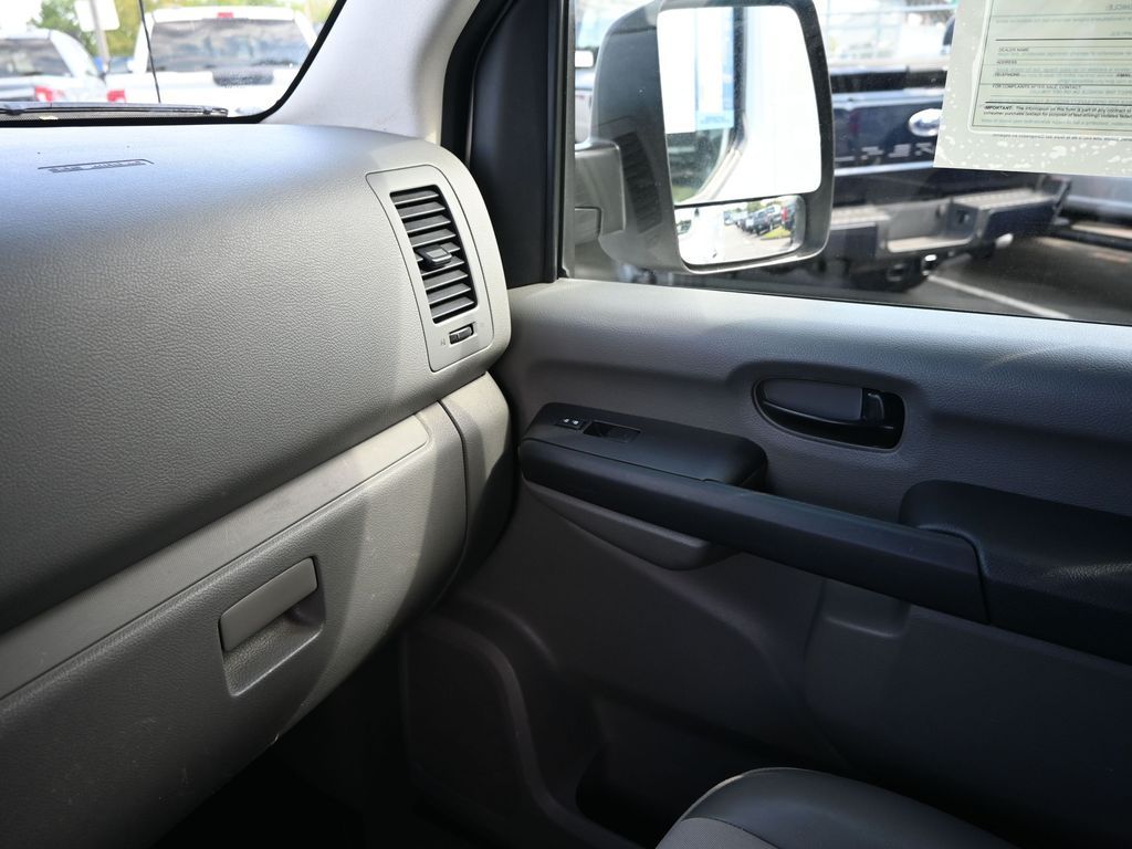2019 Nissan NV 2500 HD S