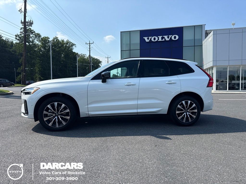 Crystal White Metallic 2024 Volvo XC60 SUV / Crossover All-Wheel Drive Automatic