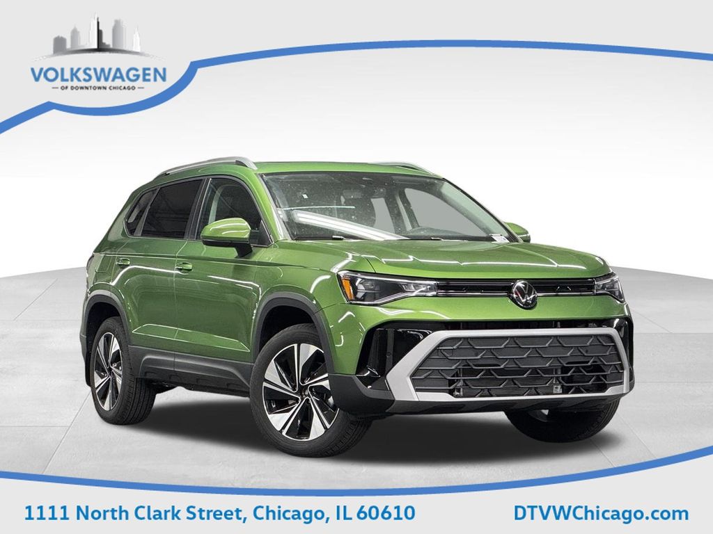 2025 Volkswagen Taos SE's photo