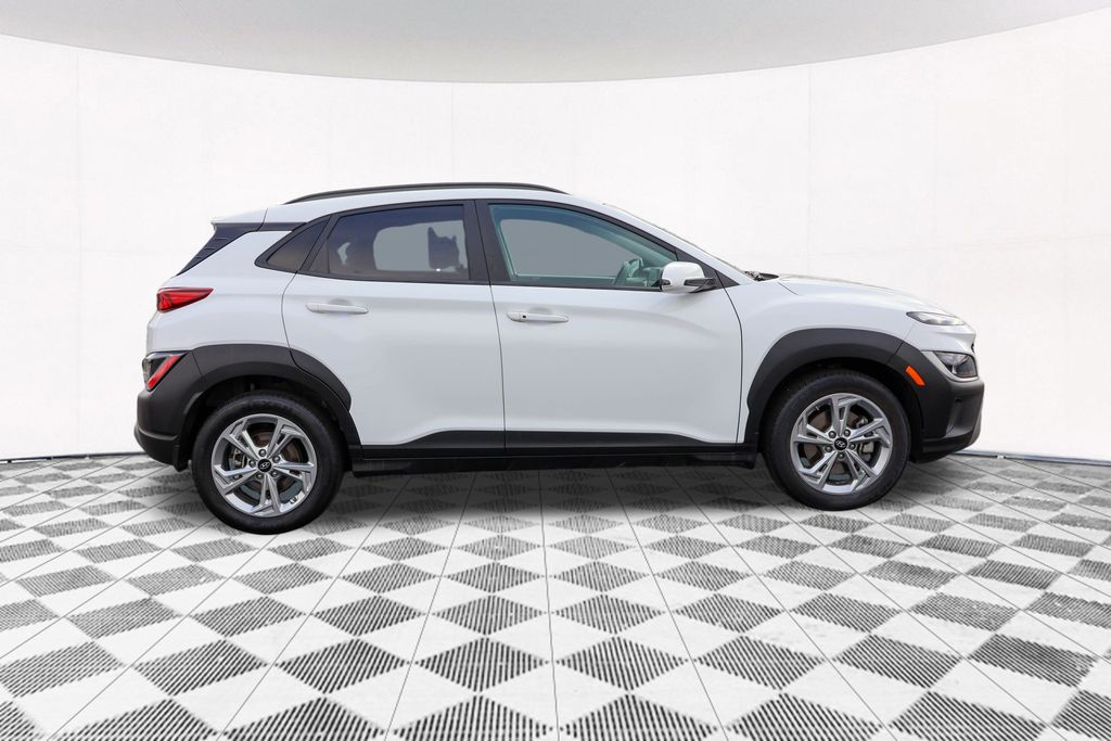 2023 Hyundai Kona SEL 7