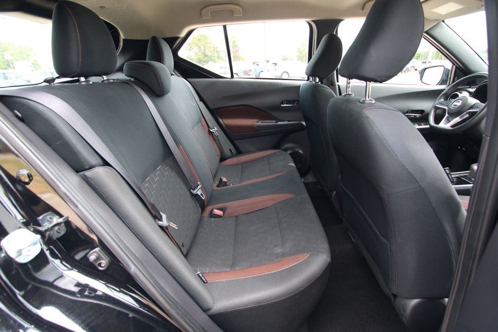 Used 2024 Nissan Kicks SUV