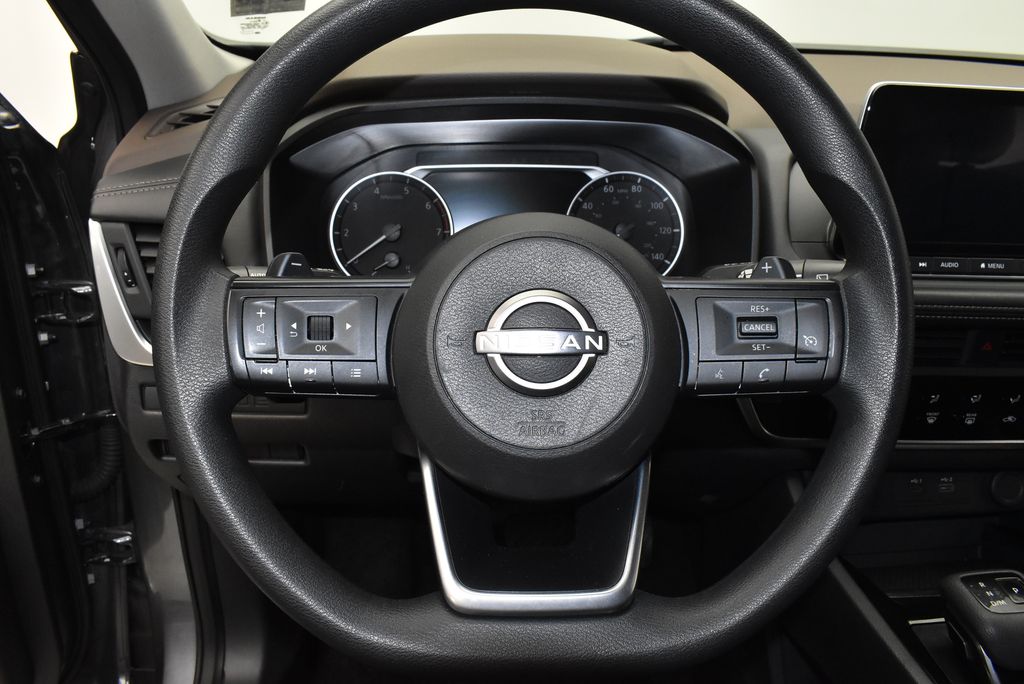 Thumbnail: 2023 Nissan Rogue - 15