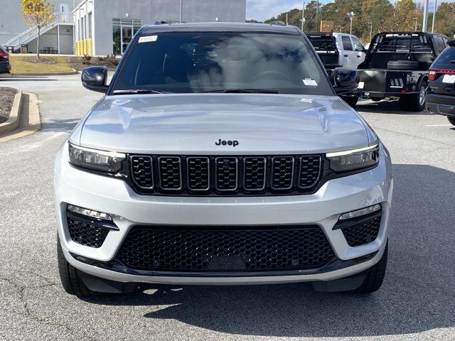 New 2025 Silver Jeep Summit image 2