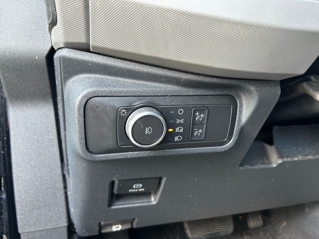 Thumbnail: 2022 Ford Bronco - 16