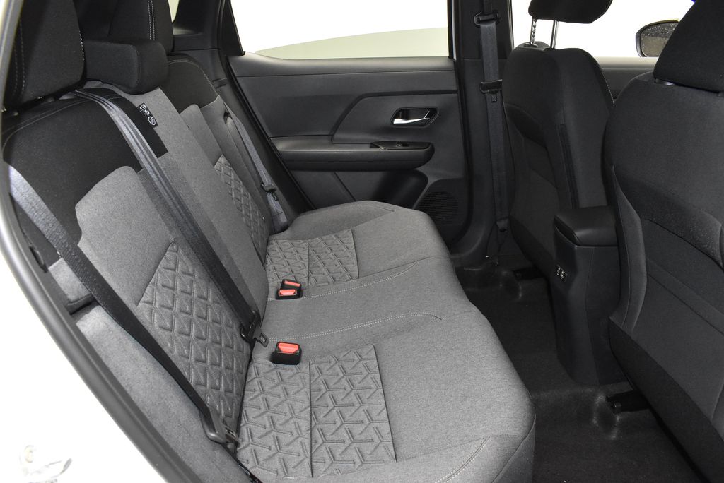 Thumbnail: 2026 Nissan Kicks - 28