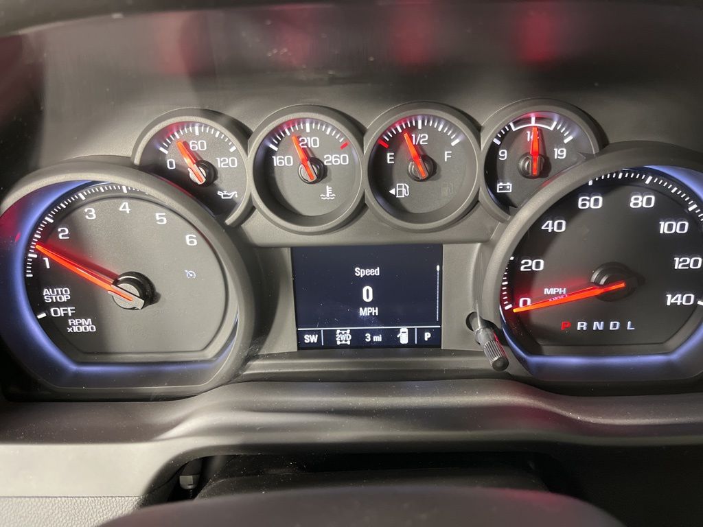 Thumbnail: 2026 Chevrolet Silverado 1500 - 32