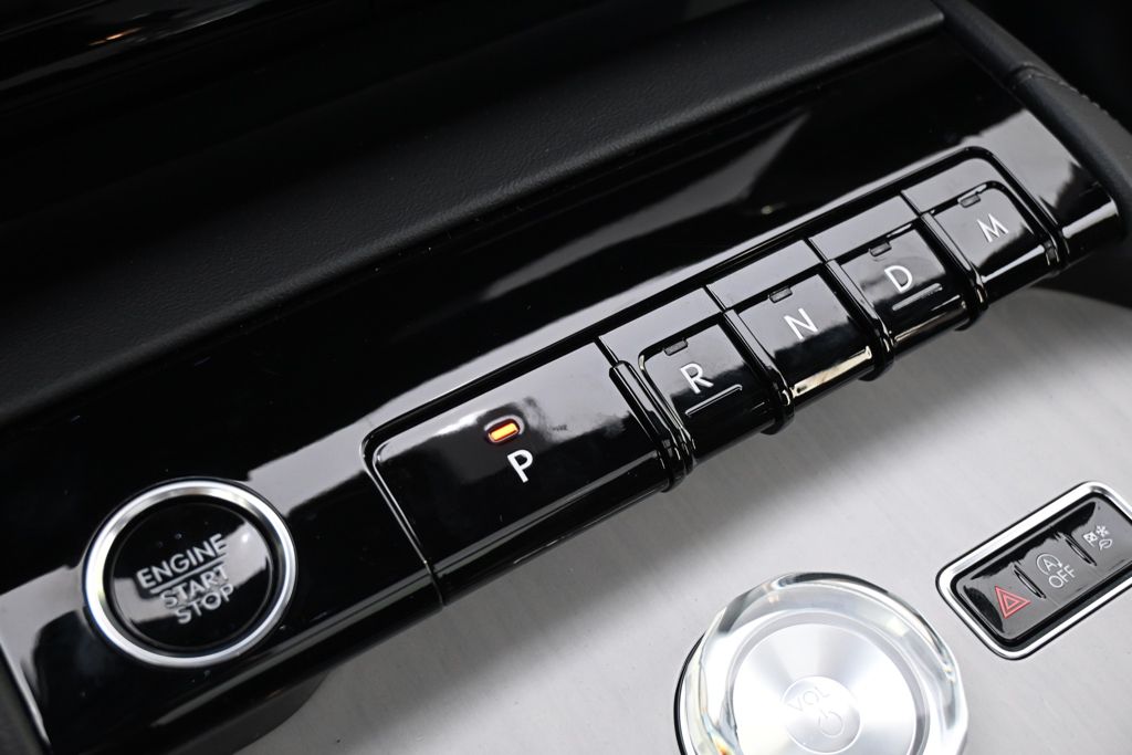 New 2026 White Lincoln Reserve image 30