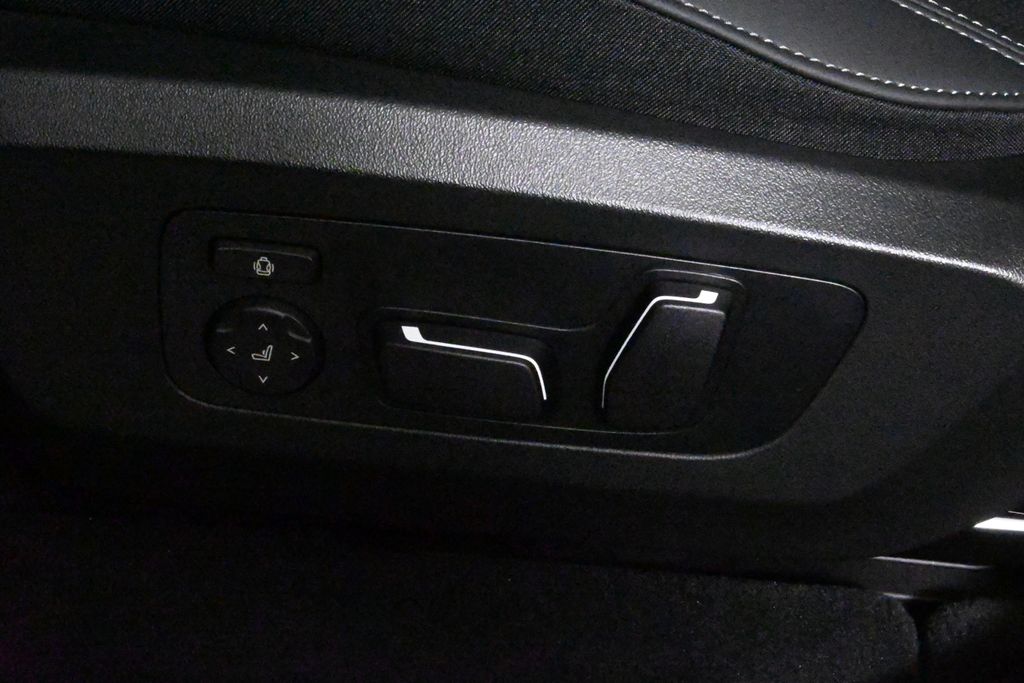 Thumbnail: 2025 BMW X3 - 27