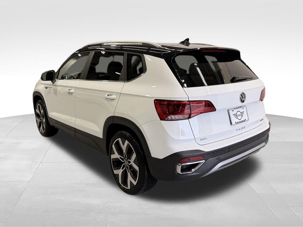 Thumbnail: 2023 Volkswagen Taos - 3