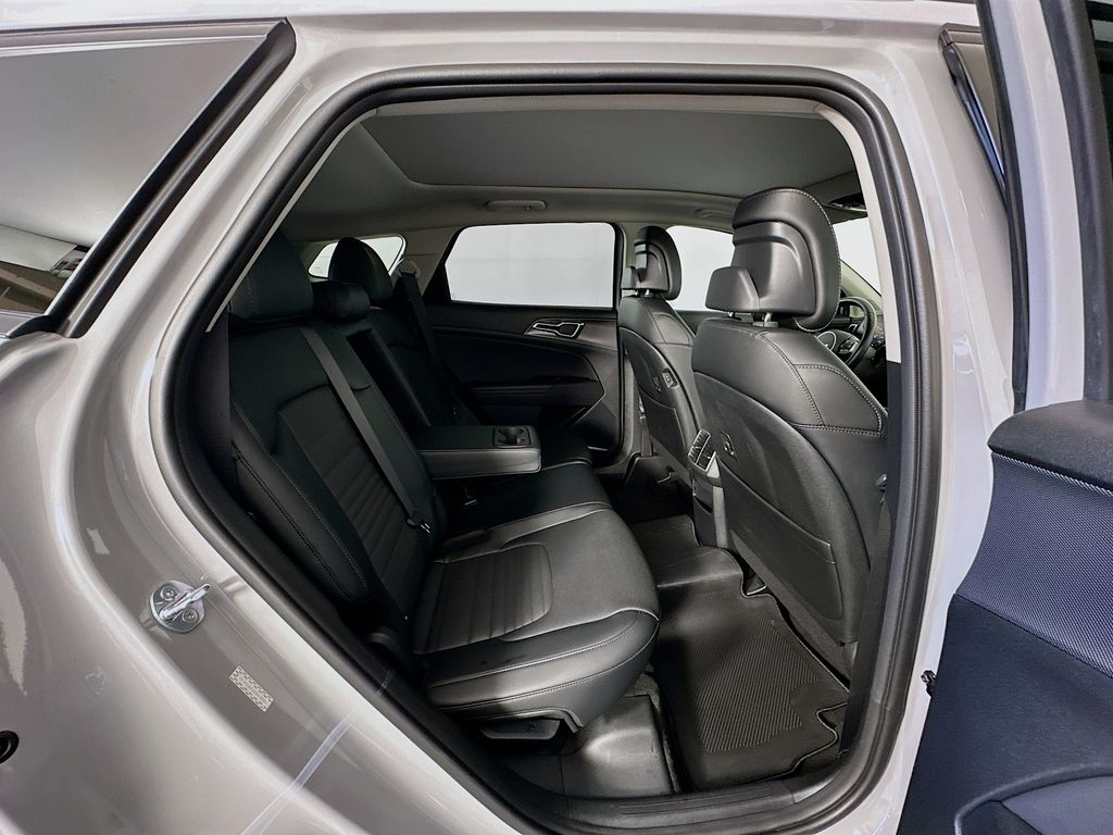 Thumbnail: 2024 Kia Sportage - 29