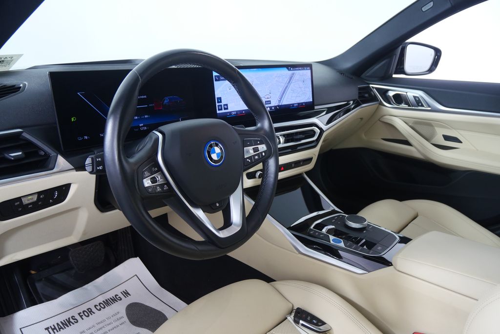 Thumbnail: 2024 BMW i4 - 12