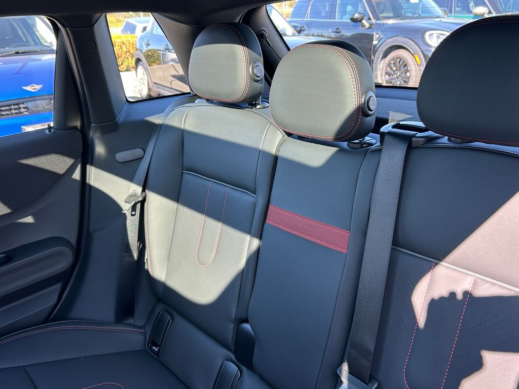 Thumbnail: 2026 MINI Cooper - 31