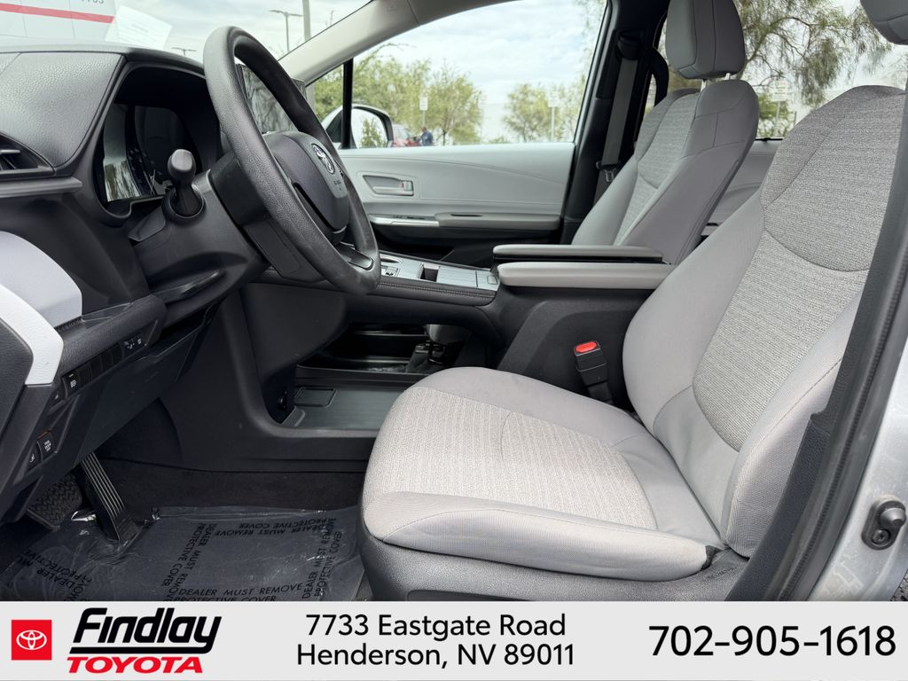 Used 2025 Toyota Sienna Van