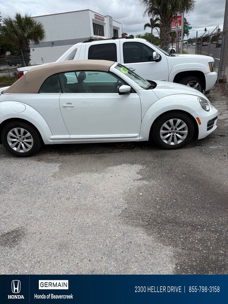 Pure White 2019 Volkswagen Beetle 2.0T S Convertible FWD Convertible Front-Wheel Drive 6-Speed Automatic