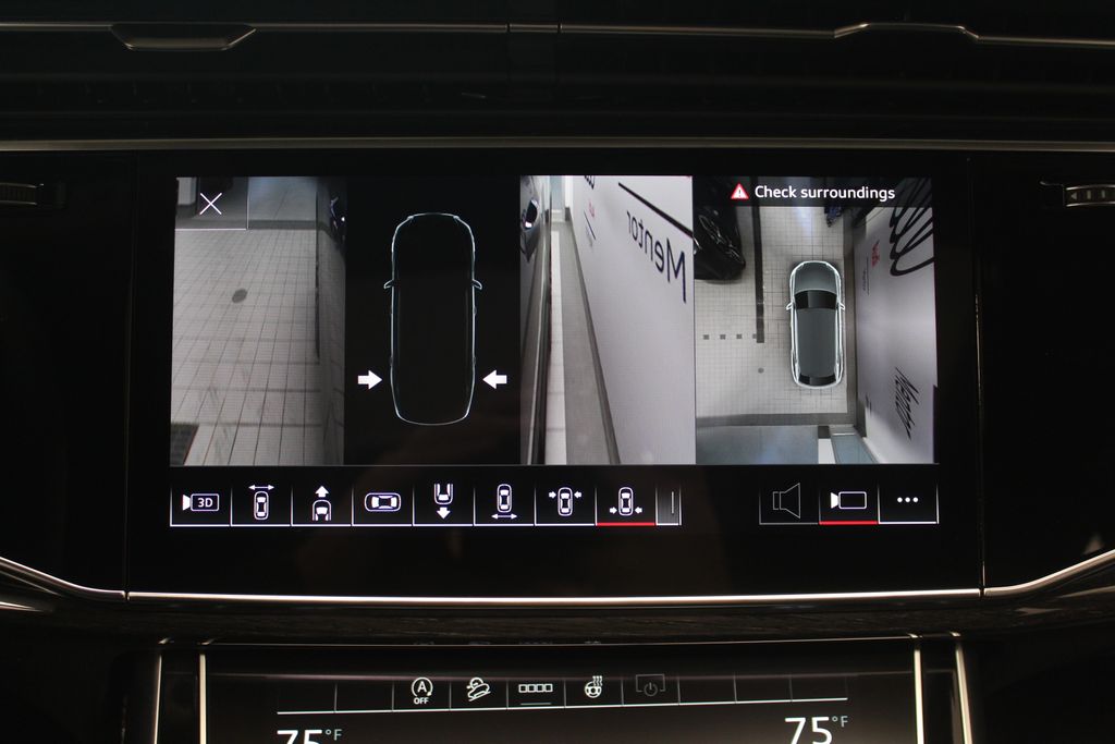 Thumbnail: 2026 Audi Q8 - 27