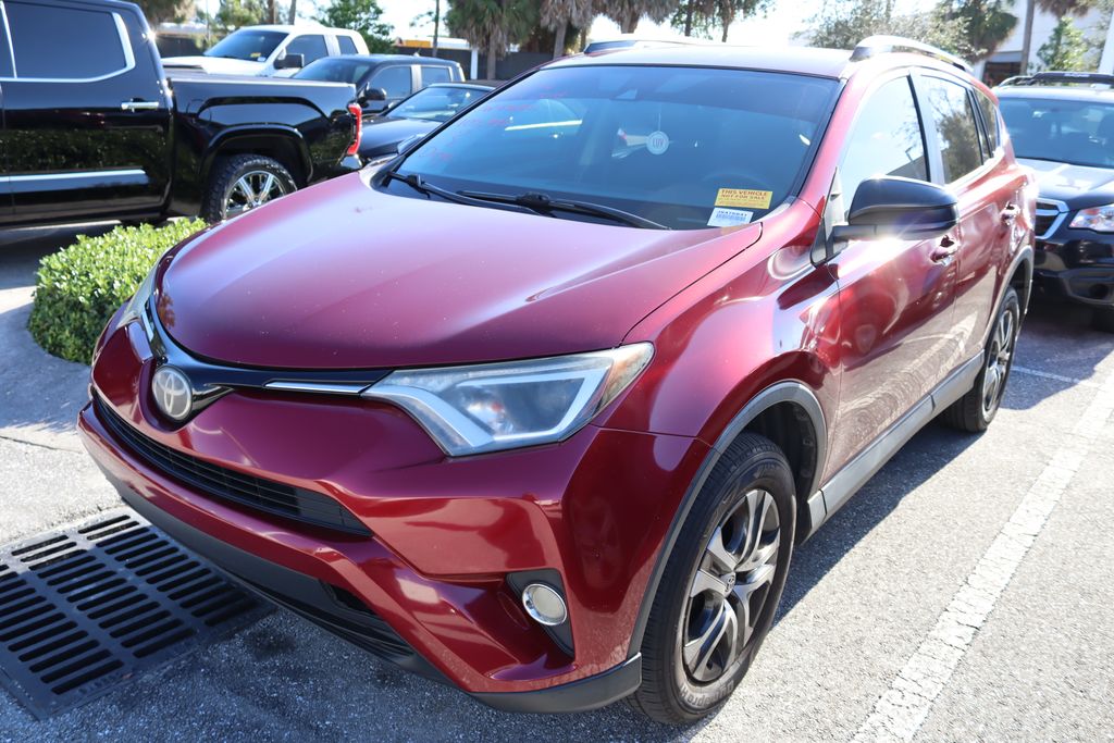 Thumbnail: 2018 Toyota RAV4 - 2