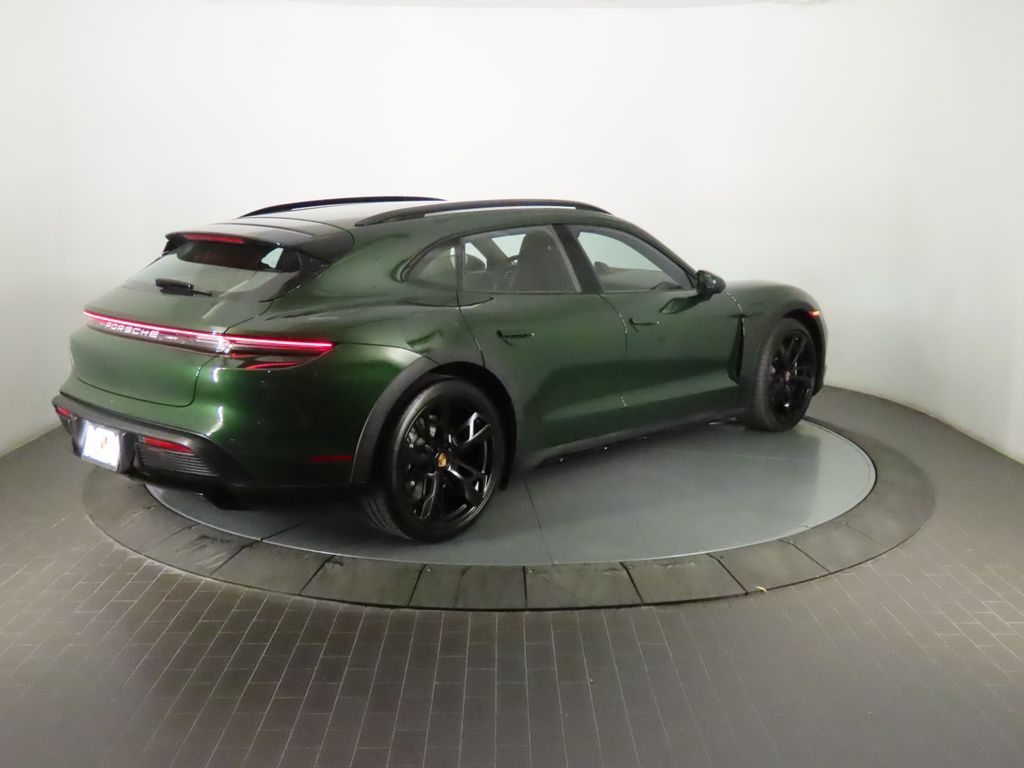 Thumbnail: 2025 Porsche Taycan - 7