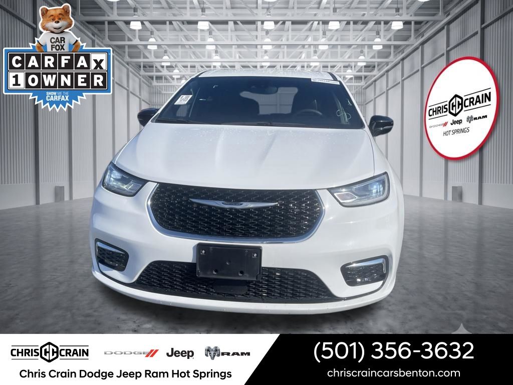 Bright White Clearcoat 2025 Chrysler Pacifica Minivan Front-Wheel Drive 9-Speed Automatic