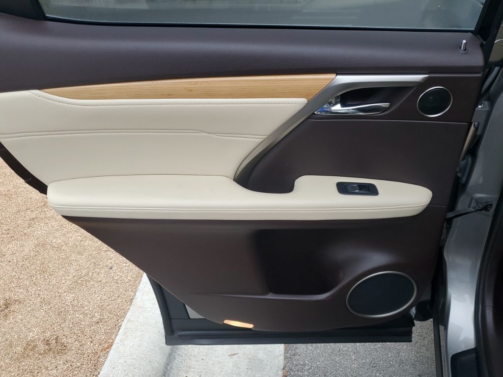 Used Car 2019 Lexus Rx  350l For Sale Under $30,000 In Austin, Texas