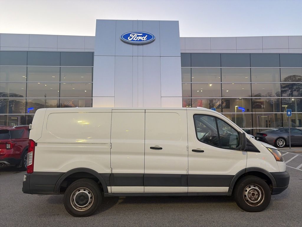 2019 Ford Transit-250 
