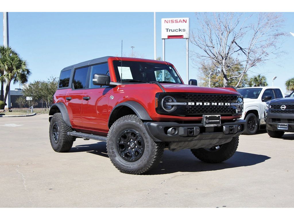 2023 Ford Bronco Wildtrak - 0