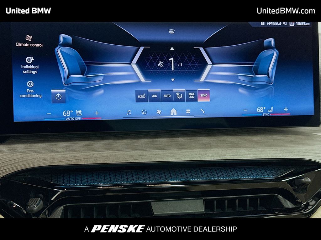 Thumbnail: 2025 BMW 4 Series - 11