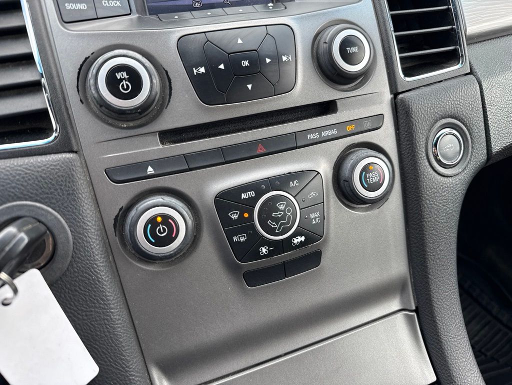 2015 Ford Taurus