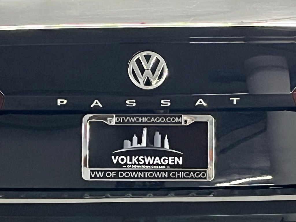 2021 Volkswagen Passat 2.0T SE 32